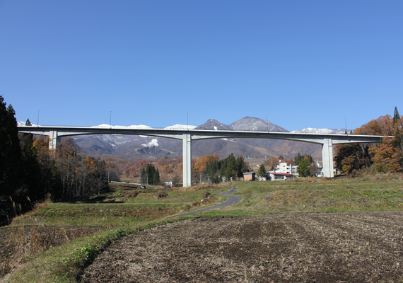 栂池パノラマ橋