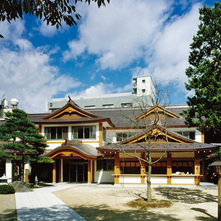 四柱神社参集殿